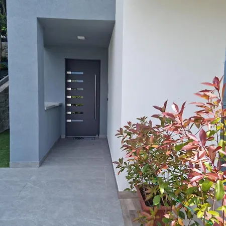 Luxury Natura Apartment Malcesine